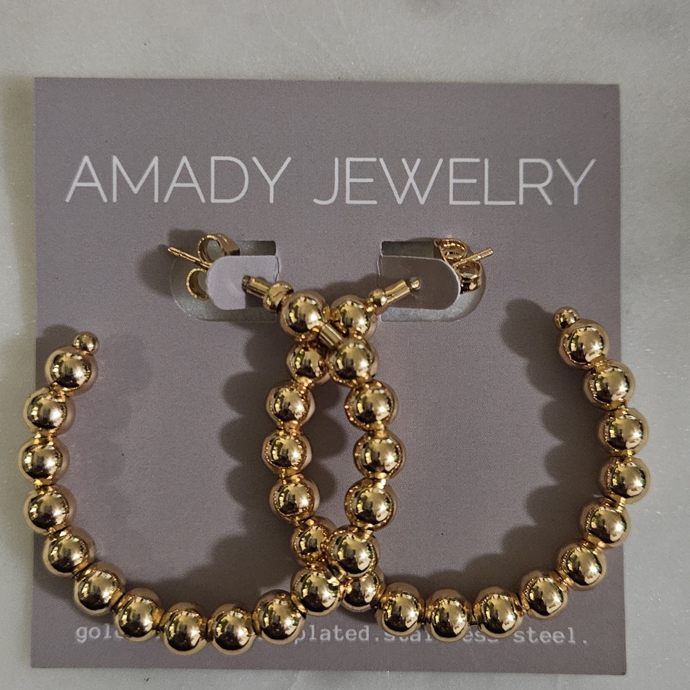 Elegant Gold Beaded Hoop Earrings - Picture 5 of 6